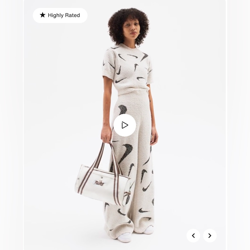 Nike Sportswear Phoenix Cozy Bouclé
Women's High-Waisted Wide-Leg Knit Pants NWT